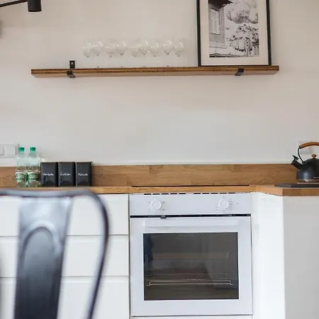 Rondo Wiatraczna Loft Апартаменты